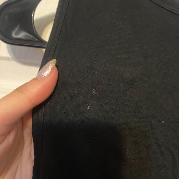 FLAWED ALO BLACK CROP TOP P2P 13.5" - Picture 4 of 5